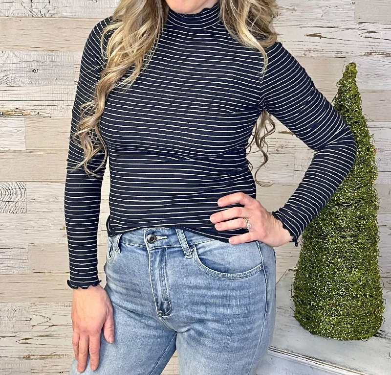 Aleene Ribbed Stripe Top In Navy