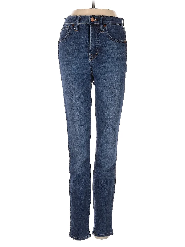 High-Rise Straight-leg Jeans in Dark Wash