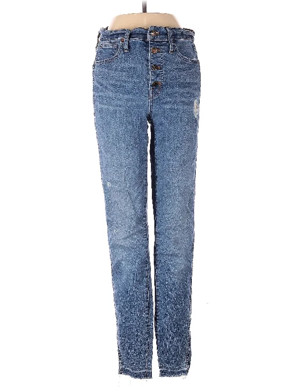 High-Rise Straight-leg Jeans in Medium Wash