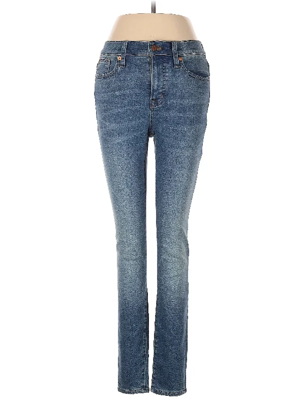 High-Rise Straight-leg Jeans in Medium Wash