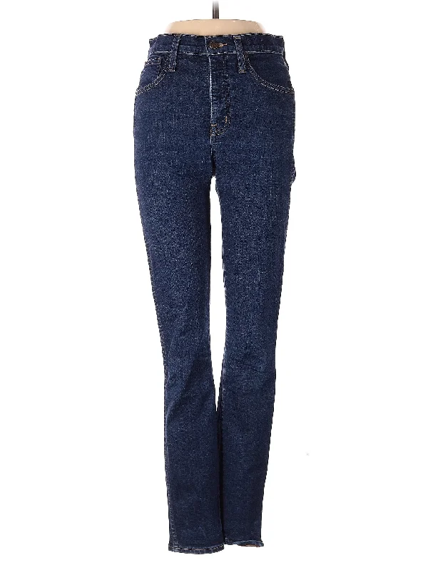 Mid-Rise Bootleg Jeans in Dark Wash