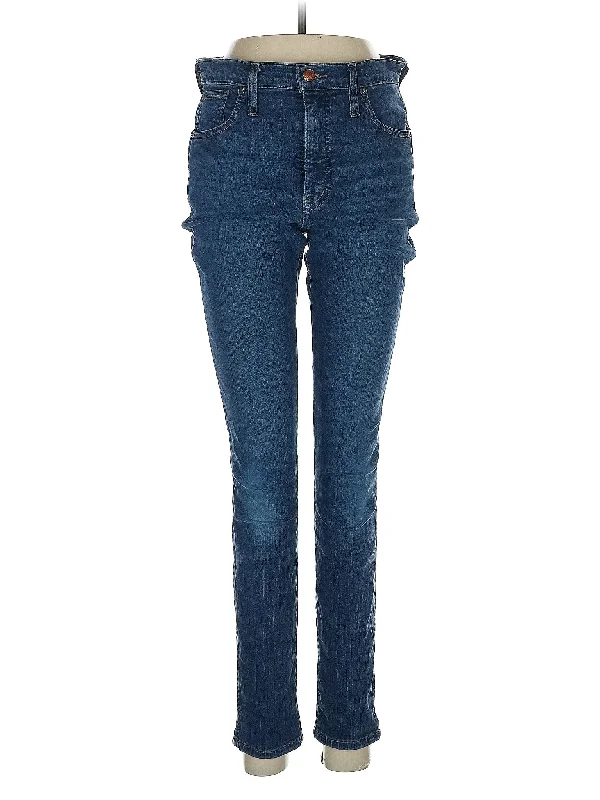 Mid-Rise Skinny Jeans in Dark Wash