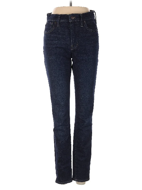 Mid-Rise Straight-leg Jeans in Dark Wash