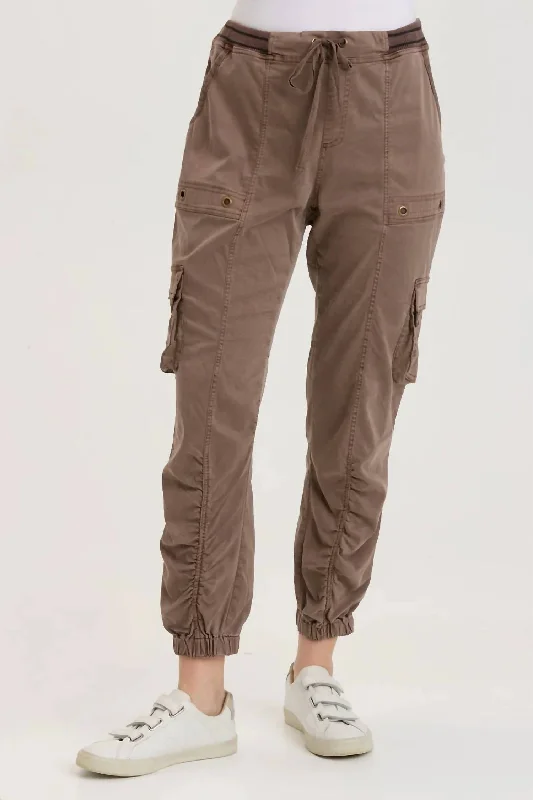 Maxime Jogger Pants In Craft Pigment